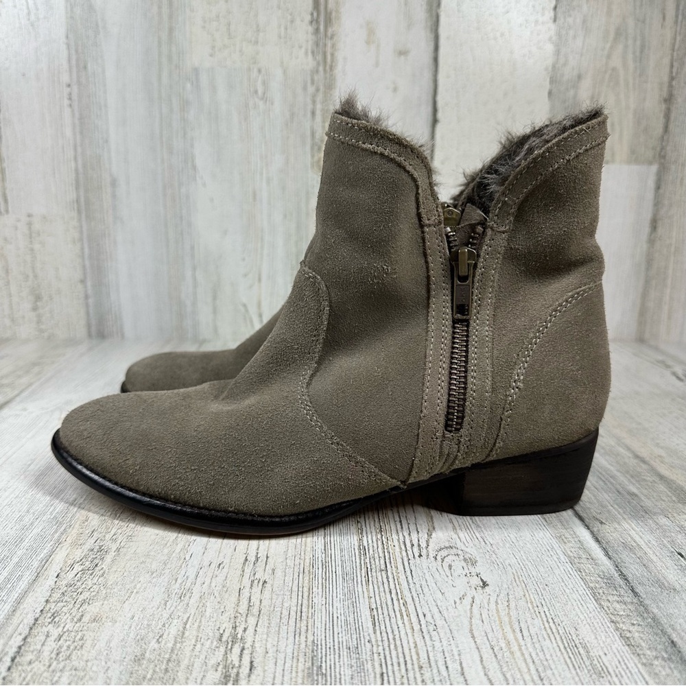 Seychelles Lucky Penny Taupe Suede Faux Fur Ankle Boot Double Zip Size #1075